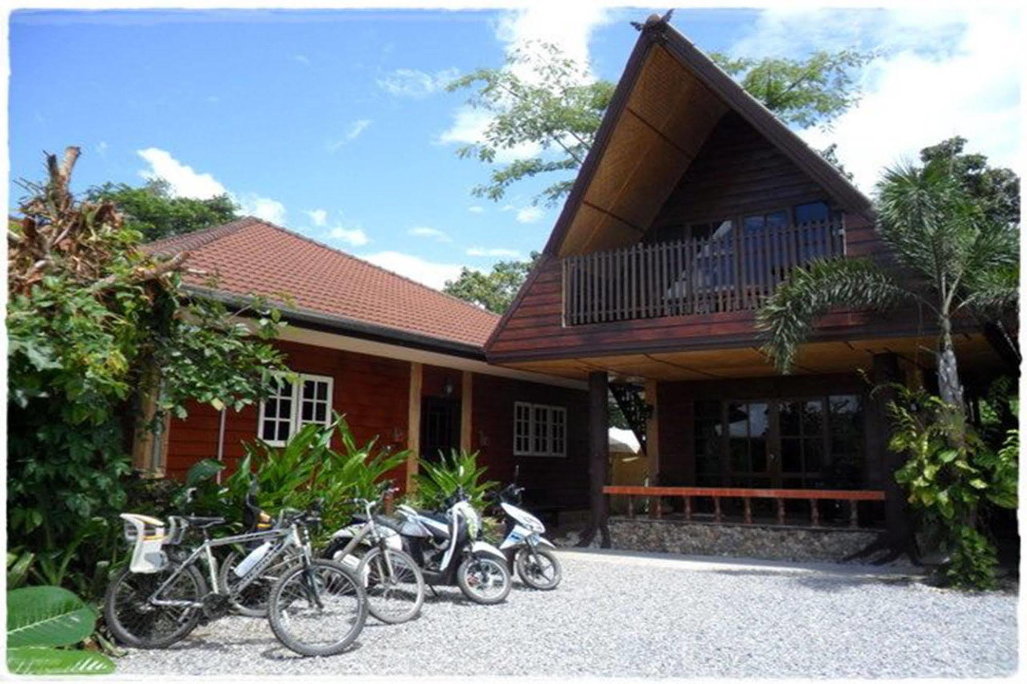 Homestay Chiangrai Chiang Rai Esterno foto